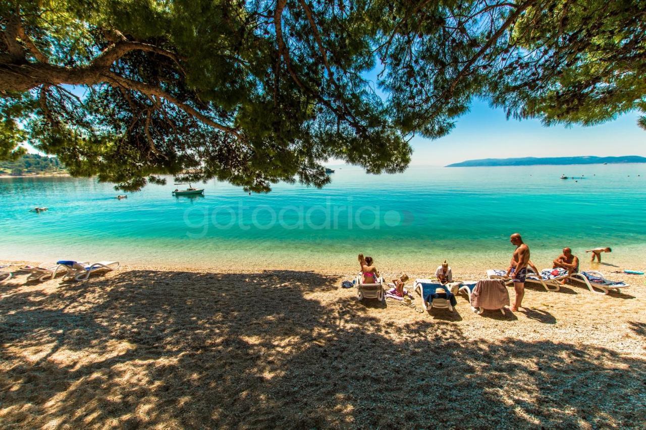 Beachfront Deluxe B&B Makarska Bagian luar foto