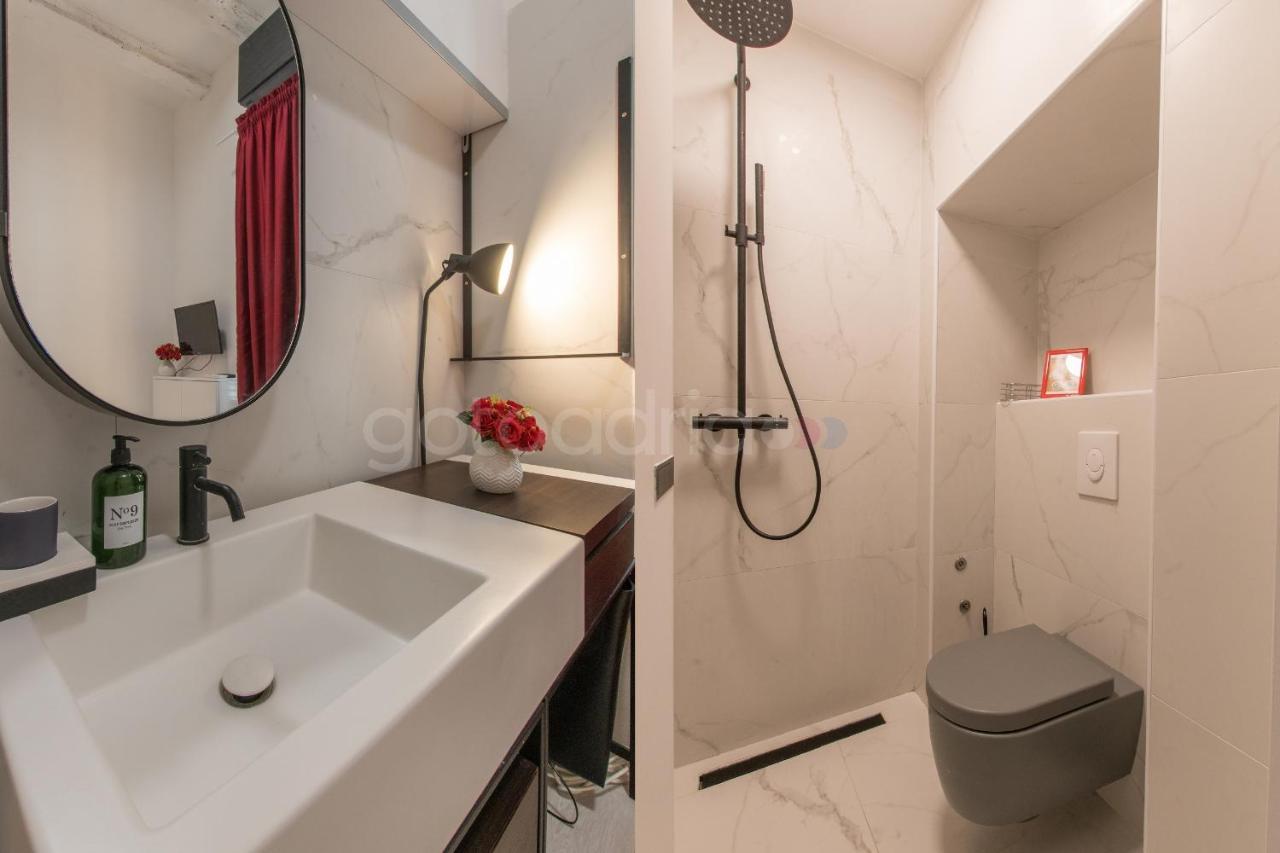 Beachfront Deluxe B&B Makarska Bagian luar foto