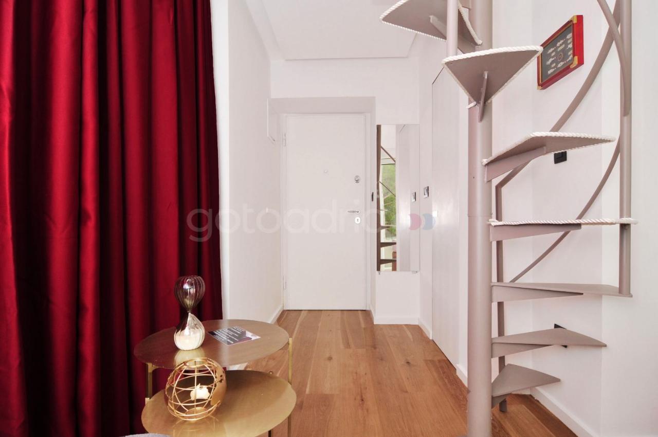 Beachfront Deluxe B&B Makarska Bagian luar foto