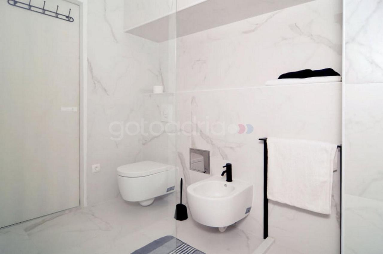 Beachfront Deluxe B&B Makarska Bagian luar foto