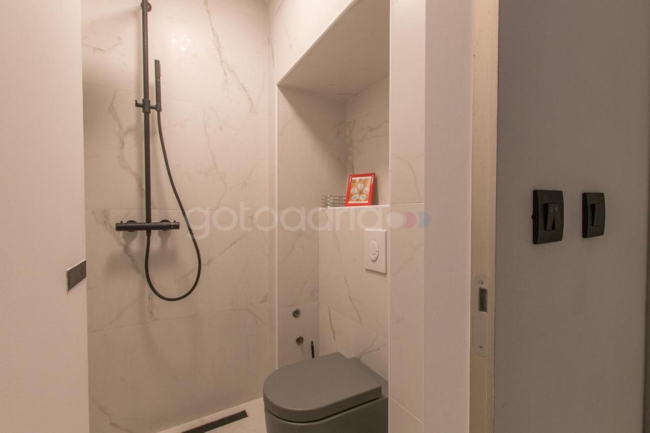 Beachfront Deluxe B&B Makarska Bagian luar foto